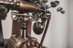 retrofon dasretrofon audiogästebuch traumtelefon vintagetelefon Retrotelefon, Audiogästebuch Österreich, Audio Gästebuch Hochzeit, Audio Gästebuch mieten, Sprachbotschaften Hochzeit, Hochzeit Gästebuch modern, Hochzeitserinnerung Audio, Hochzeitsgästebuch zum Sprechen, Audio Gästebuch Verleih Österreich, Kreatives Gästebuch Hochzeit, Persönliche Hochzeitsbotschaften, Erinnerungen zum Anhören, Hochzeitsgästebuch Vintage Stil, Retro Telefon Gästebuch, Gästebuch mit Sprachnachricht, Telefon Gästebuch Hochzeit, Sprachgästebuch Hochzeit, Emotionale Hochzeitsmomente, Hochzeitsideen Österreich, Hochzeit planen Österreich, Hochzeit Highlight Ideen, Audiogästebuch Wien, Audiogästebuch Niederösterreich, Audio Gästebuch Salzburg, Audio Gästebuch Steiermark, Audio Gästebuch Tirol, Hochzeitsideen Österreich, Hochzeit Dienstleister Österreich, Hochzeit mieten Equipment Österreich, Fotobox mieten Ostösterreich, Fotobox Hochzeit Wien, Fotobox Niederösterreich, Fotobox Burgenland, Fotobox Steiermark Ost, Fotobox Verleih Wien, Photobooth Wien mieten, Fotobox für Hochzeit Ostösterreich, Fotoautomat Hochzeit Wien, Selfiebox Niederösterreich, Fotobox Burgenland, Fotobox mieten Burgenland, Hochzeitsfotobox Burgenland, Fotobox Anbieter Burgenland, Fotobox Oststeiermark, Fotobox Fürstenfeld, Fotobox Hartberg Hochzeit